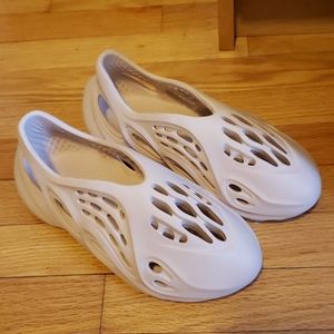 Yeezy Foam Runner No Box!